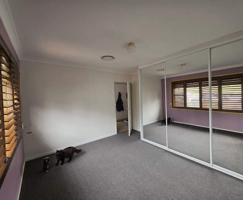 Unfurnished room in a share house