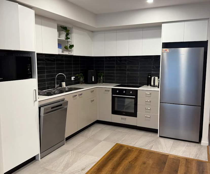 $350, Flatshare, 2 bathrooms, Palmyra WA 6157