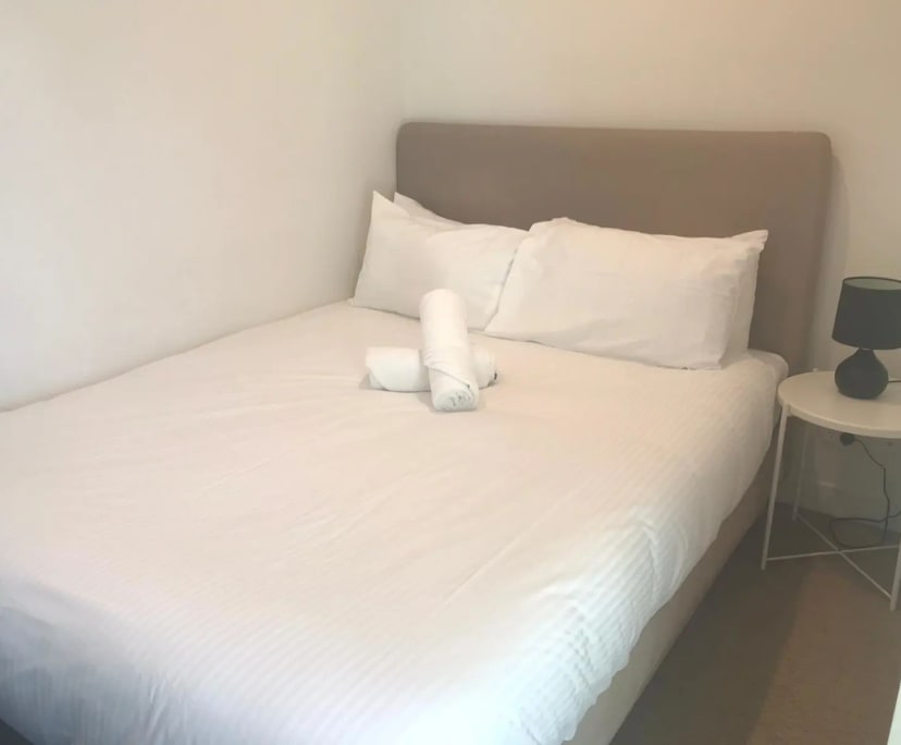 $780, Whole-property, 2 bathrooms, Melbourne VIC 3000