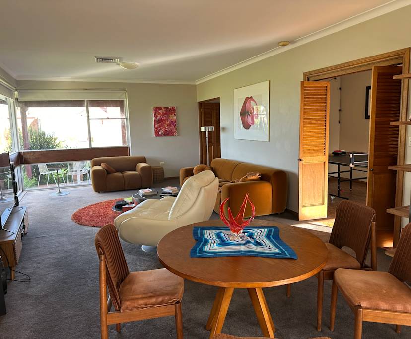 $380, Share-house, 3 bathrooms, Rodd Point NSW 2046