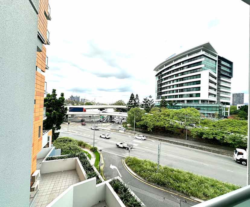 $460, Flatshare, 3 bathrooms, Brisbane City QLD 4000