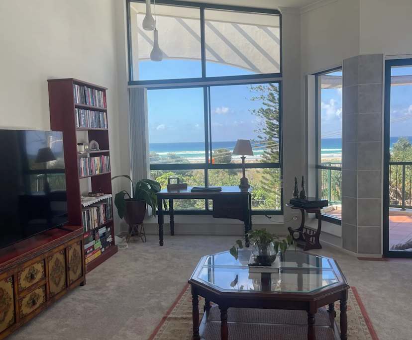 Unfurnished room in a flatshare