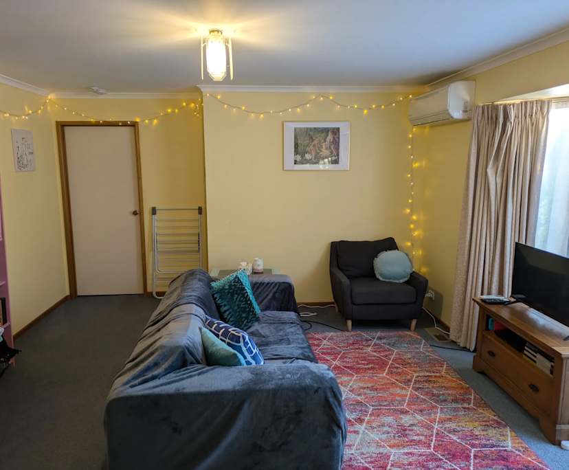 Unfurnished room in a share house