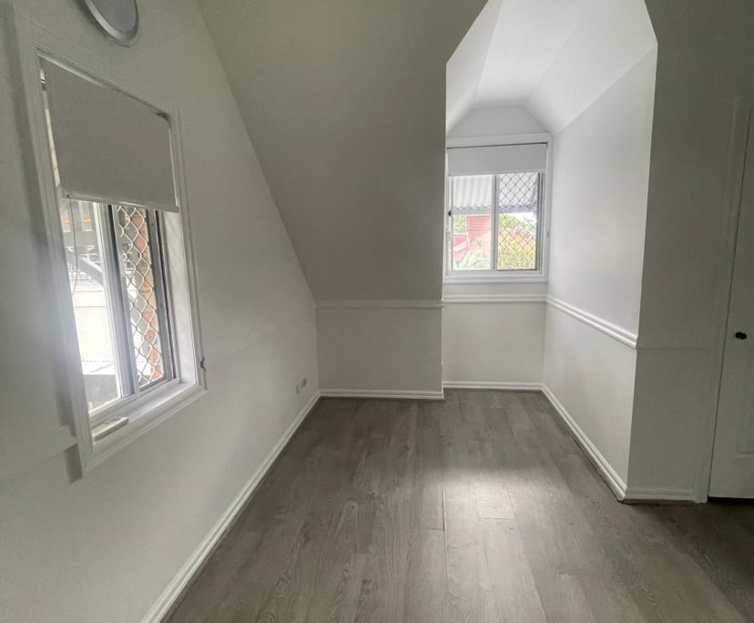 $260, Share-house, 3 bathrooms, Red Hill QLD 4059