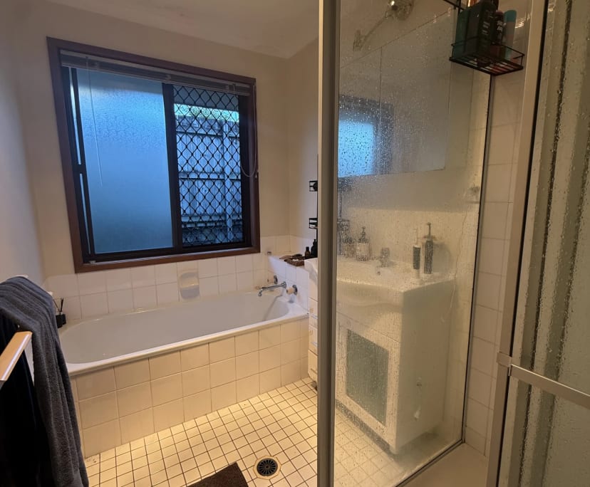 $190, Share-house, 4 bathrooms, Carina QLD 4152