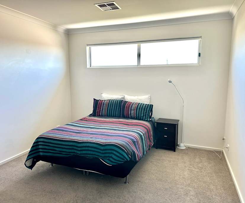 Room in a share house