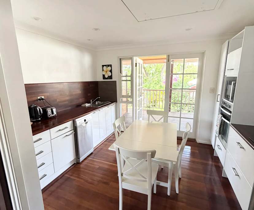 $700, Granny-flat, 2 bathrooms, Bayswater WA 6053