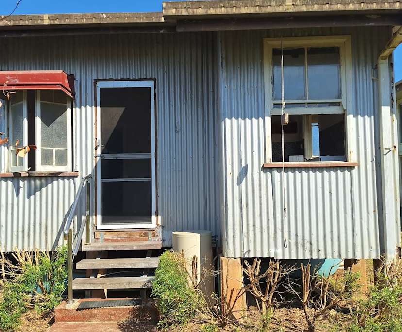 Unfurnished room in a share house