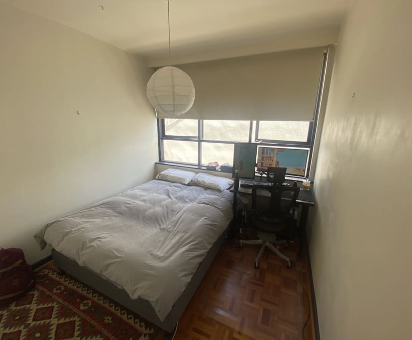 Unfurnished room in a flatshare