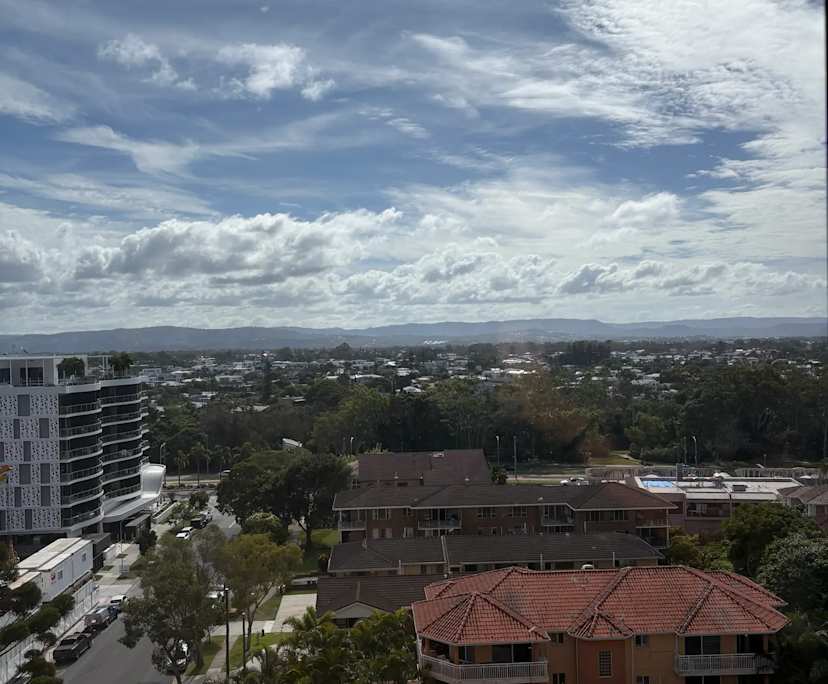 $485, Flatshare, 2 bathrooms, Broadbeach QLD 4218