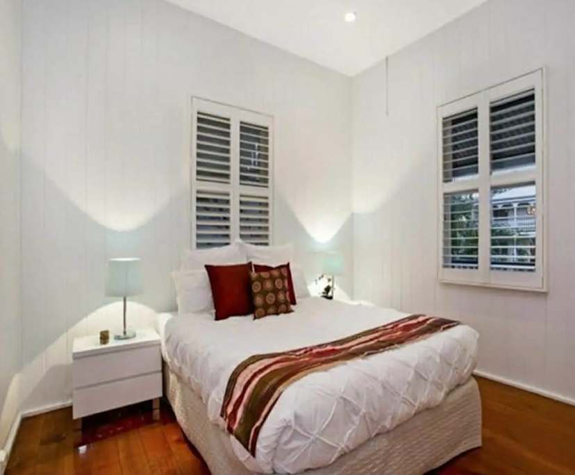 Unfurnished room in a share house