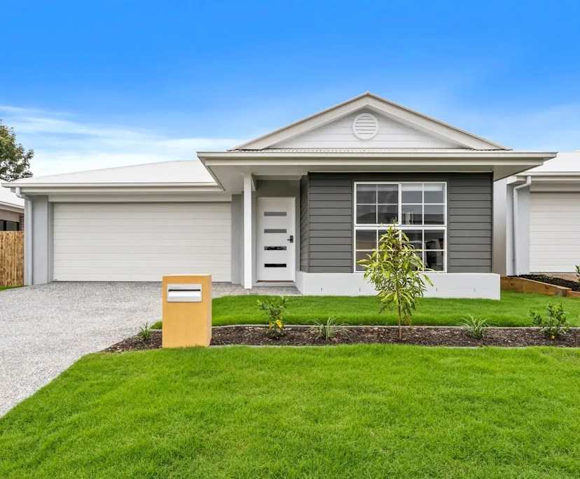 $290, Share-house, 3 bathrooms, Redbank Plains QLD 4301