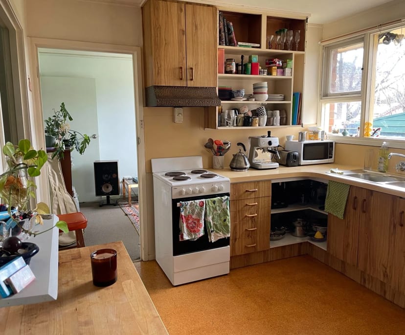 Unfurnished room in a share house
