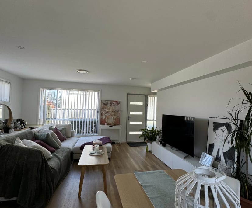 $370, Share-house, 3 bathrooms, Birmingham Gardens NSW 2287