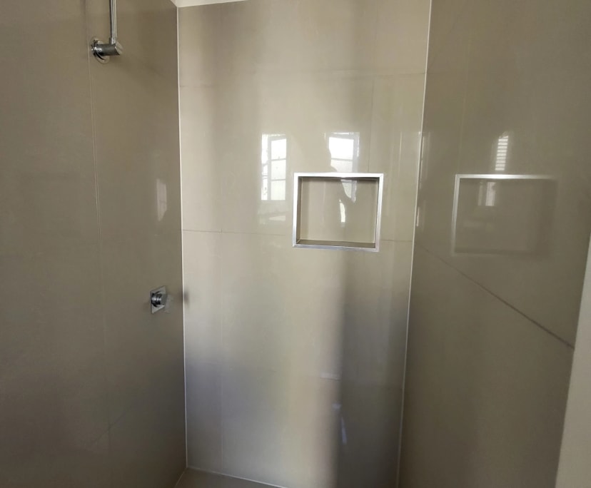 $360, Share-house, 3 bathrooms, Sandgate QLD 4017