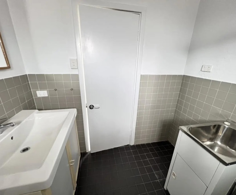 Room for Rent in Glenside, Adelaide 220, Furnishe...