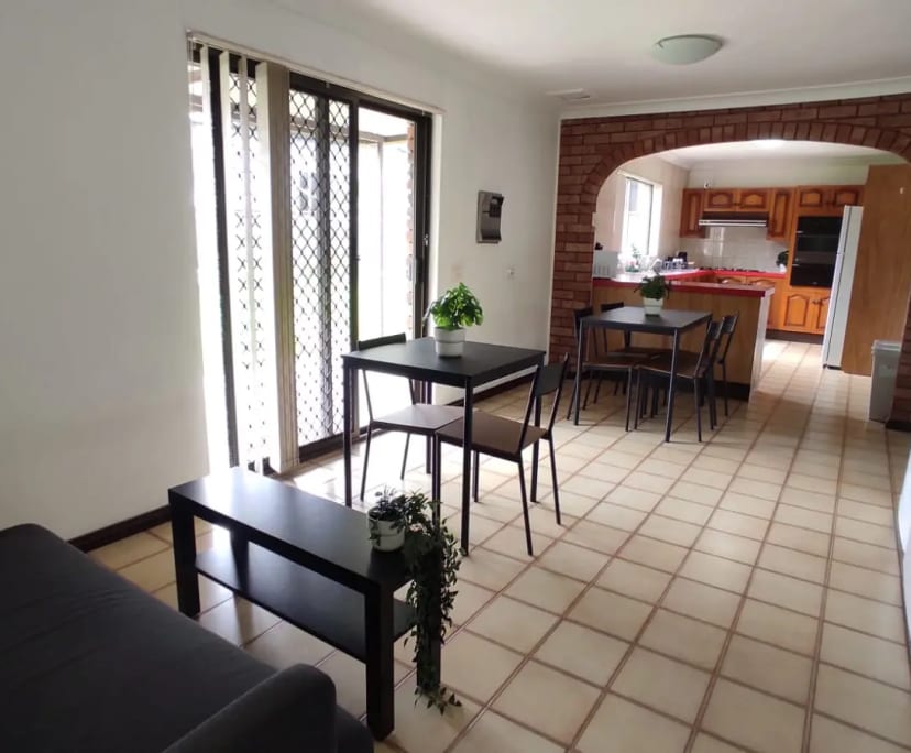 $230, Share-house, 6 bathrooms, Prairiewood NSW 2176