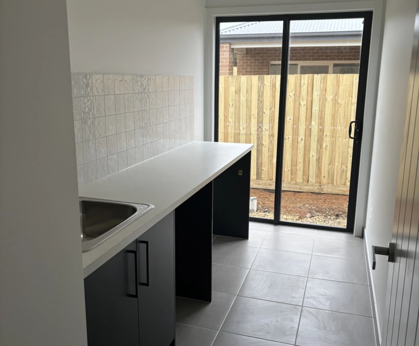 Unfurnished room in a share house