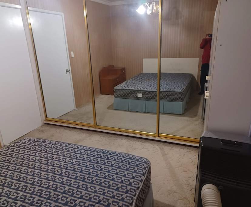 $300, Share-house, 2 bathrooms, Red Hill QLD 4059