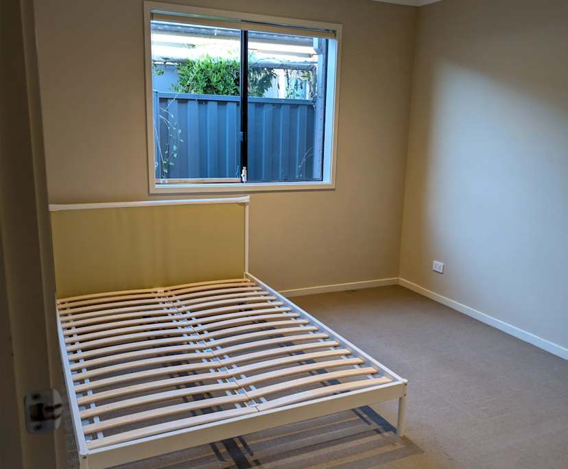 Room in a share house