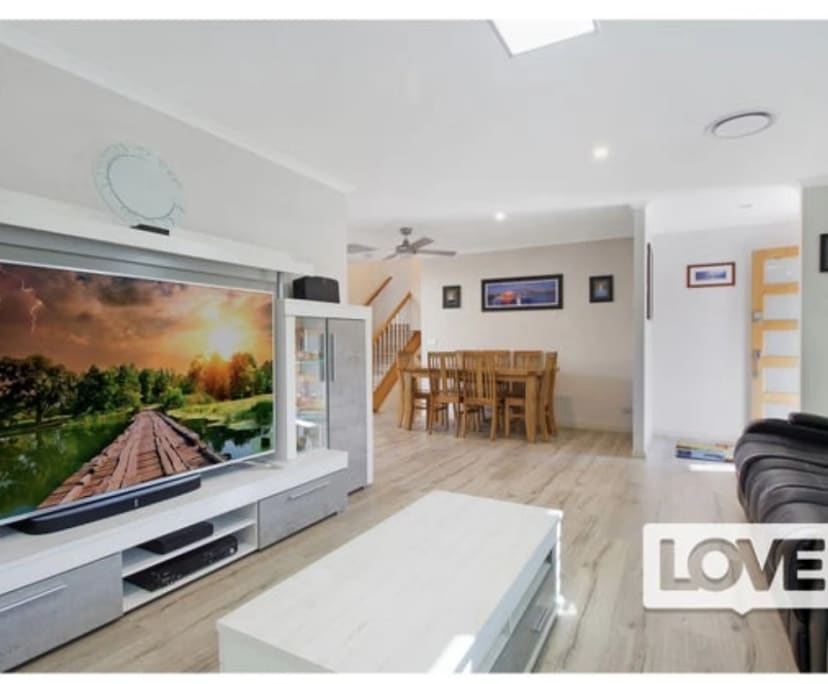Whole property with 3 rooms for rent