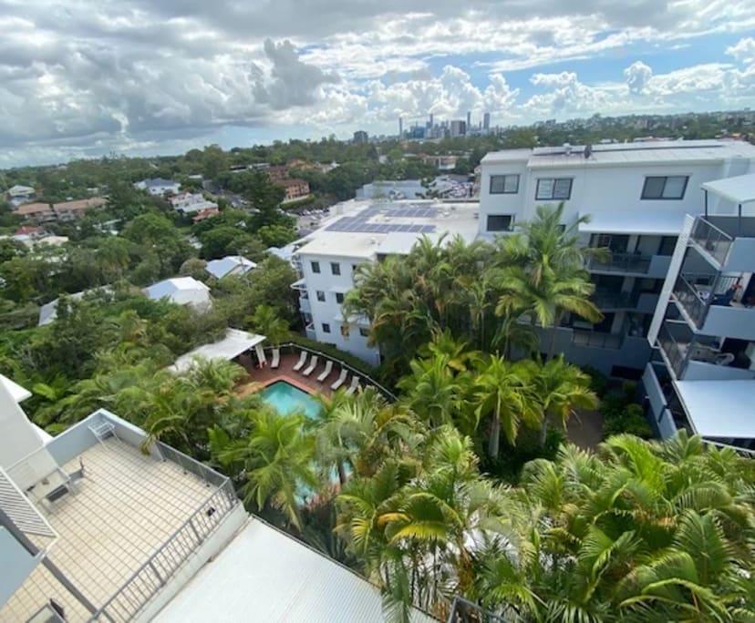 $350, Student-accommodation, 2 rooms, Taringa QLD 4068, Taringa QLD 4068