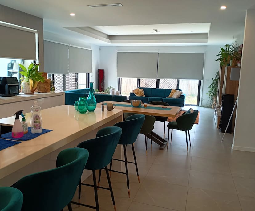 propertyImage