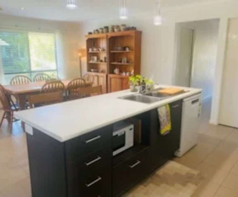 $320, Share-house, 5 bathrooms, Sippy Downs QLD 4556