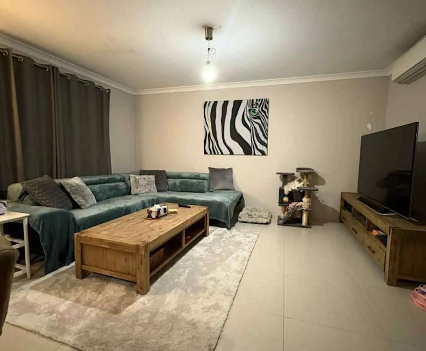 Room in a share house