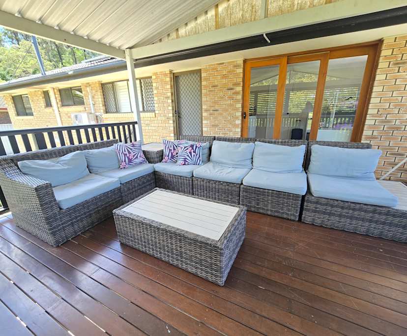 $395, Homestay, 6 bathrooms, The Gap QLD 4061