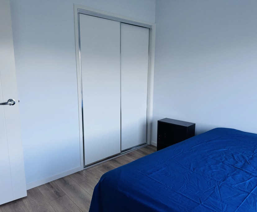 Room in a share house