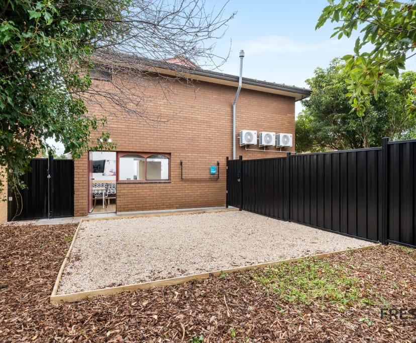 $330, Share-house, 6 bathrooms, Bell Post Hill VIC 3215