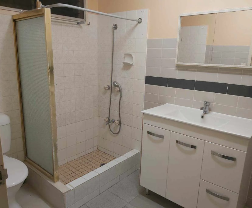 $220, Share-house, 3 bathrooms, Heatley QLD 4814