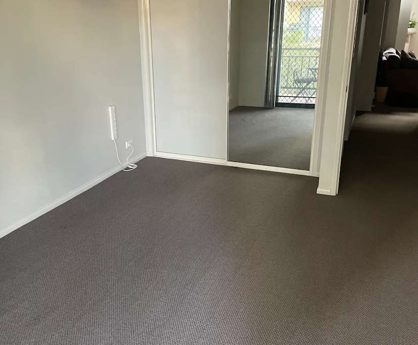 Unfurnished room with own bathroom