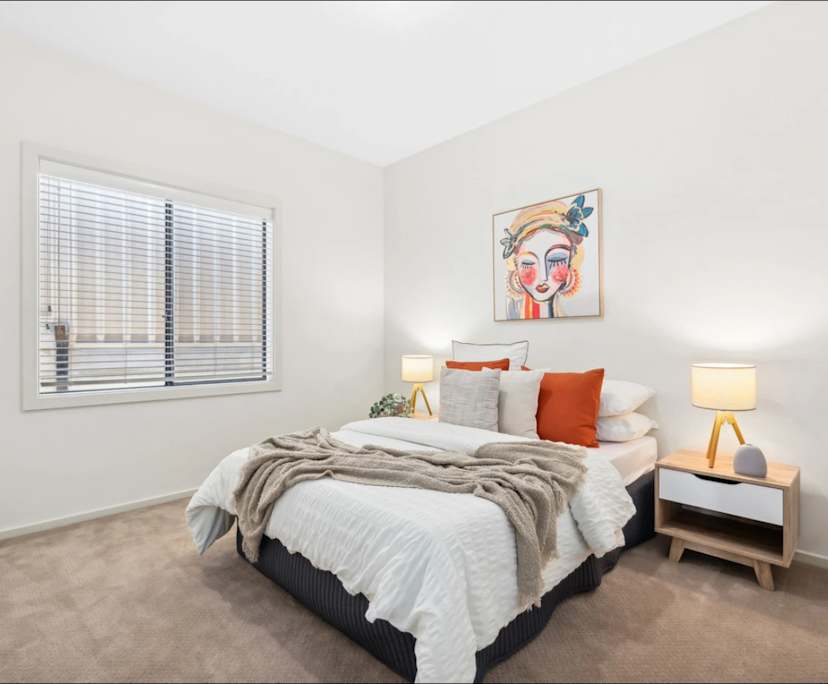 Room in a share house