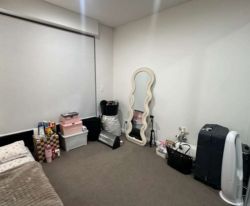 propertyImage