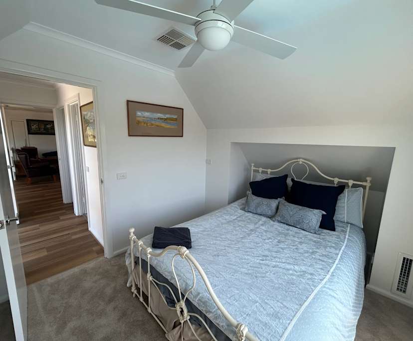 $320, Student-accommodation, 3 rooms, Beaumaris VIC 3193, Beaumaris VIC 3193