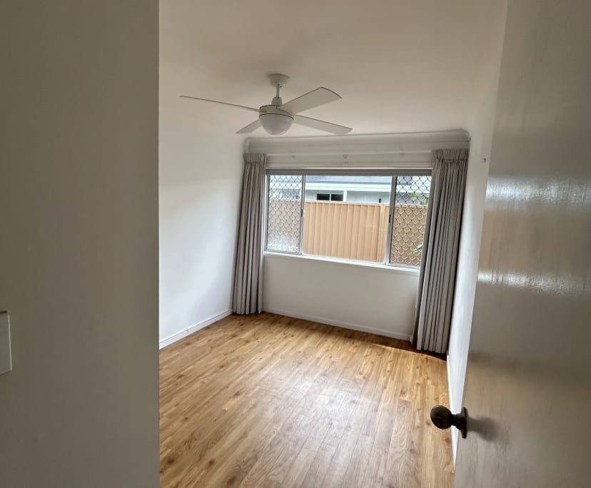 Unfurnished room in a flatshare