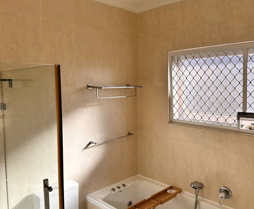 $220, Share-house, 5 bathrooms, Hurstville NSW 2220