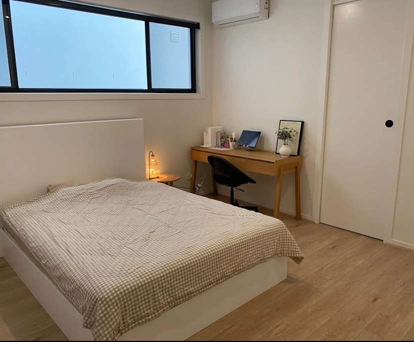 Furnished room with own bathroom