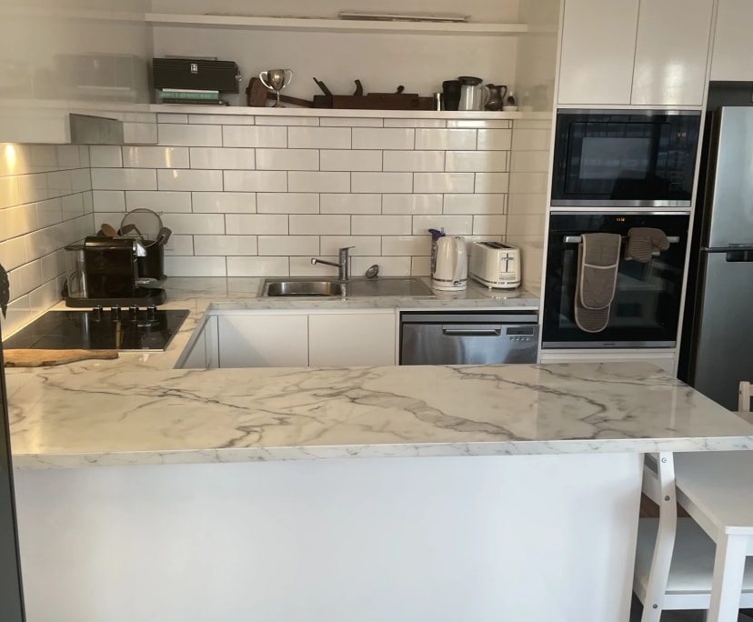 $600, 1-bed, 1 bathroom, Broadbeach QLD 4218