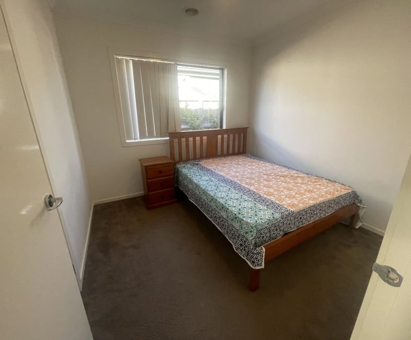 $235, Share-house, 4 bathrooms, Point Cook VIC 3030