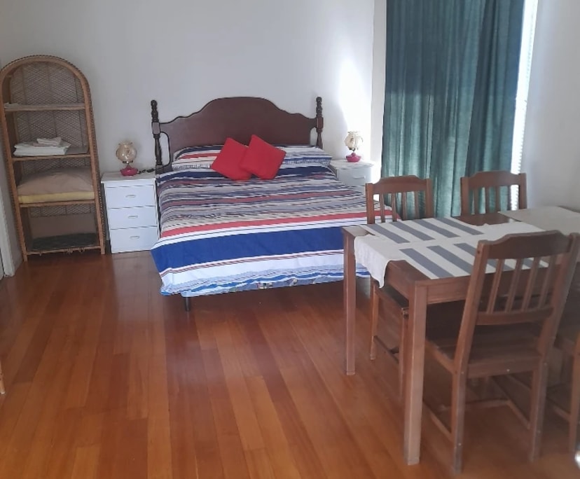 Furnished room with own bathroom