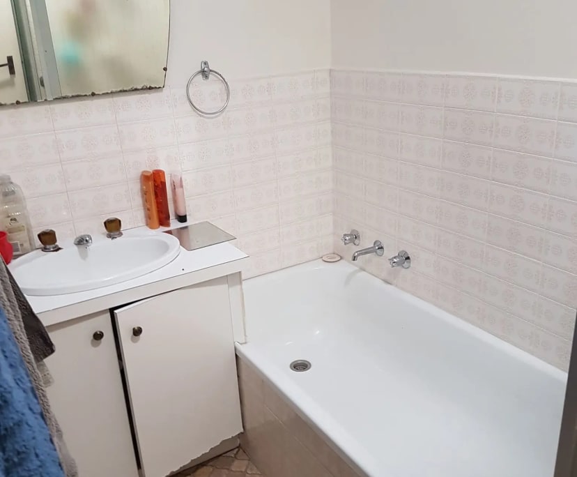 $170, Share-house, 2 bathrooms, Surrey Hills VIC 3127