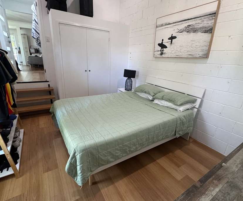 Furnished room with own bathroom