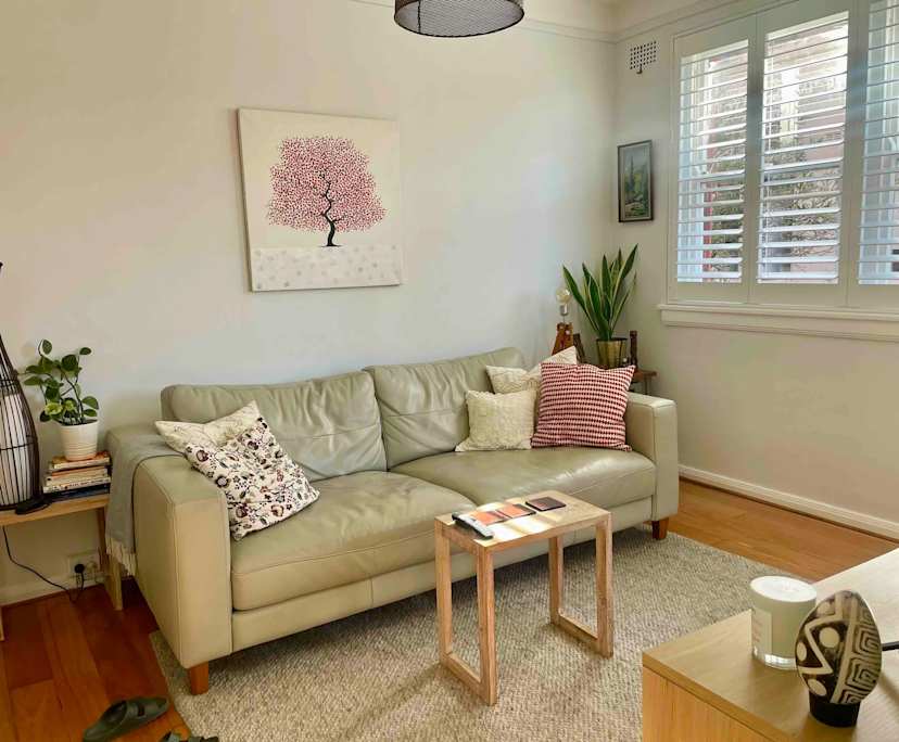 Whole property with 2 rooms for rent