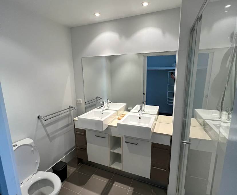 Furnished room with ensuite in a share house