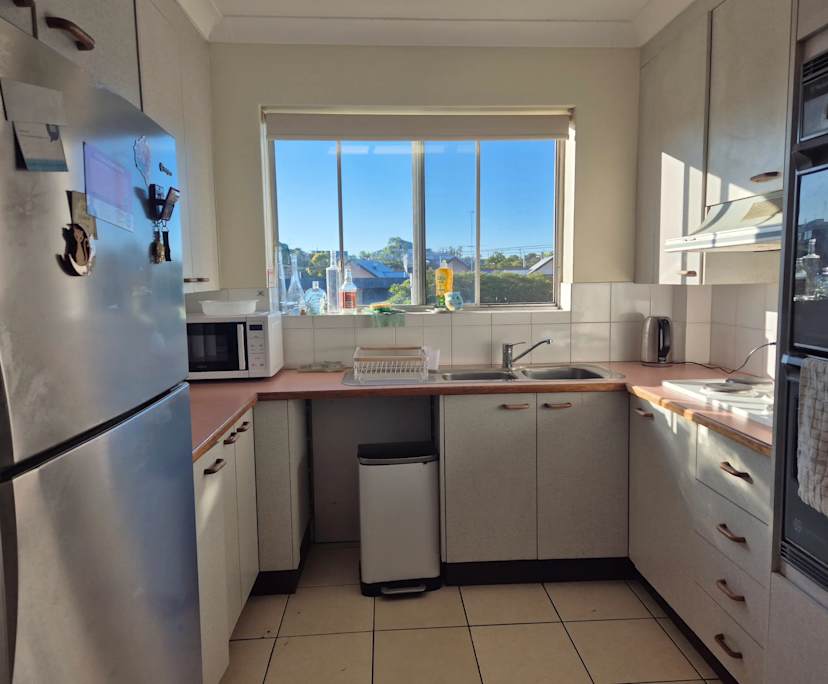 Unfurnished room in a flatshare