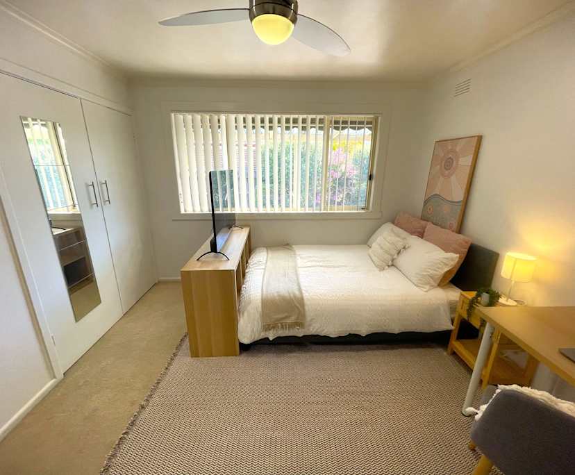 $350, Share-house, 6 bathrooms, Bentleigh East VIC 3165