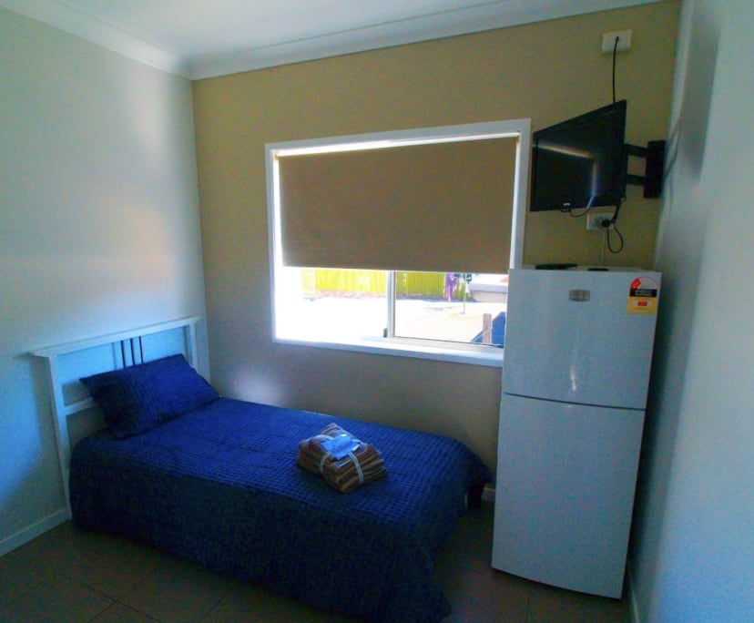 $210, Student-accommodation, 3 rooms, West End QLD 4101, West End QLD 4101